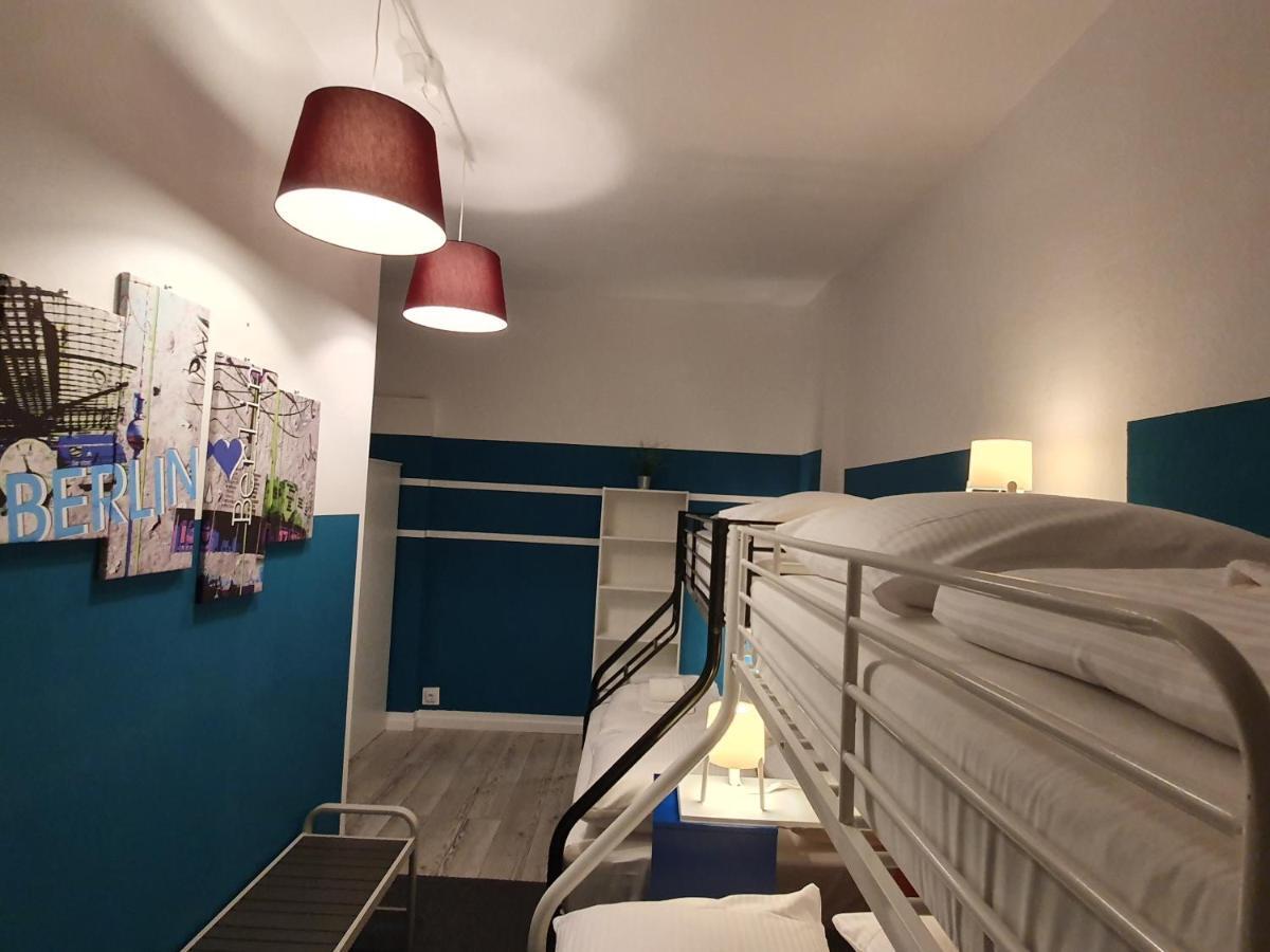 Central Lichtenberger Apartment For 6 People Берлин Екстериор снимка